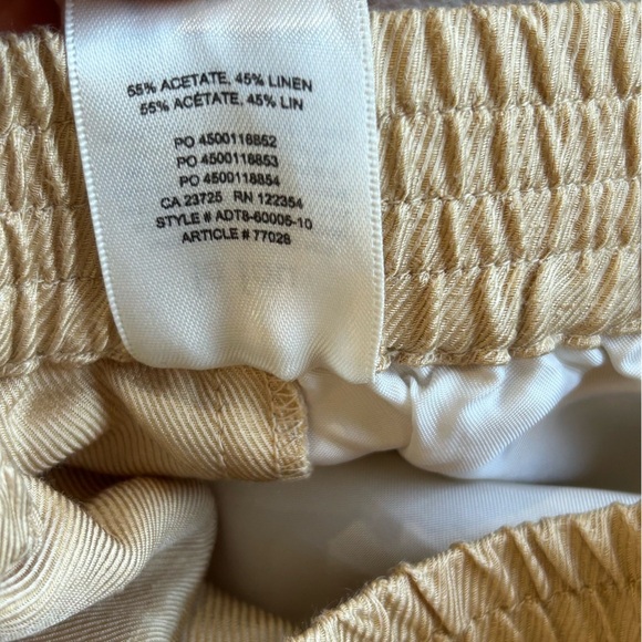 Aritzia Le Fou Wilfred High Rise Linen Blend Funk Shorts - Picture 9 of 9